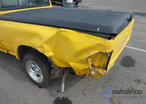 1995 Toyota Pickup 1/2 Ton Short Whlbase Stb z USA, uszkodzony, nr VIN 4TARN81AXSZ319558